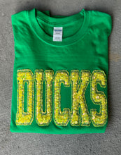 Load image into Gallery viewer, DUCKS sequin shirt