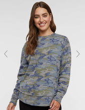 Load image into Gallery viewer, Monogram sweatshirt, Women’s monogram sweatshirt, Curve hem sweatshirt, Camo sweatshirt, personalized, oversized, Camo monogram sweatshirt